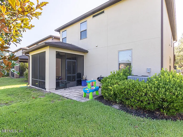 14024 Corrine Cir — Photo 25