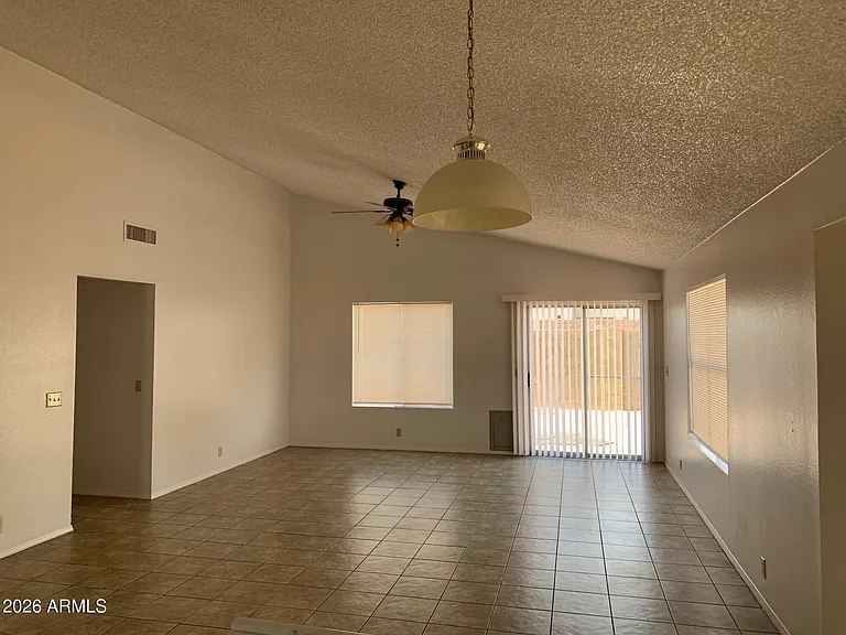 7930 W Krall St — Photo 11