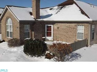58 Villa Pointe Dr, Columbus, OH 43213