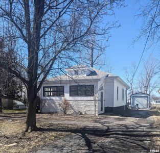 407 S Broadway St, Sesser, IL, 62884