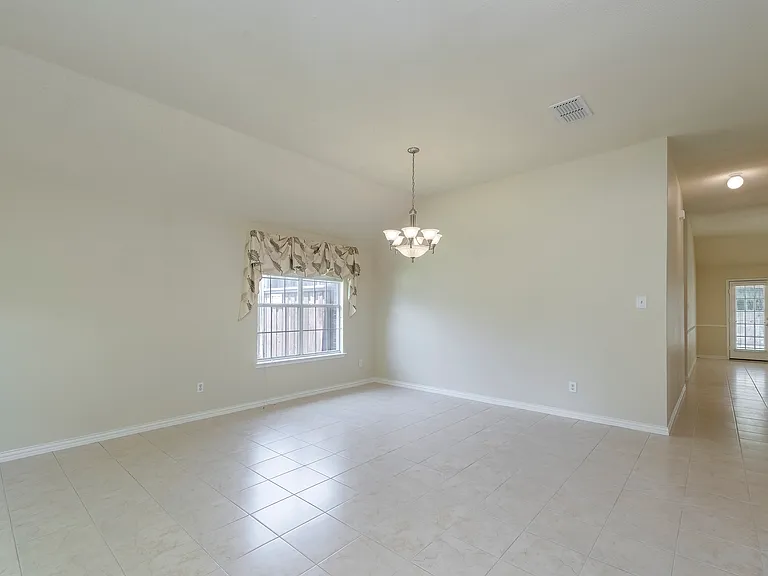 9906 Madison Dr — Photo 4