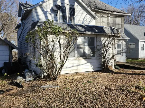 315 W Maple St, Ringsted, IA 50578