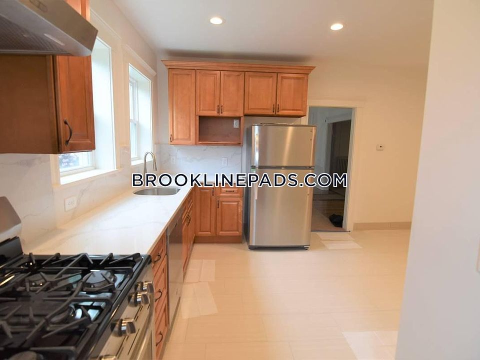 1st image of 243 Winchester St #1J