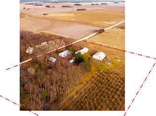 5729 W Marquis Rd, Janesville, IA 50647