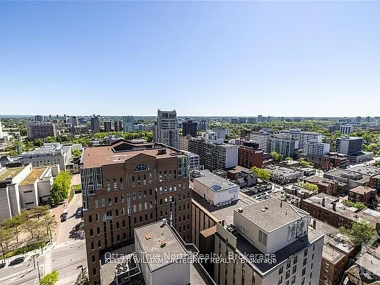 40 Nepean St #2201 — Photo 16