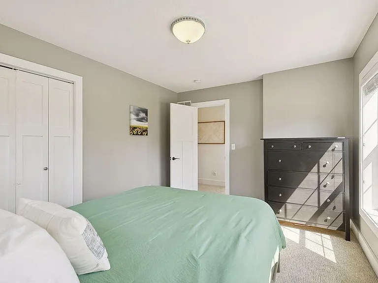 6004 Zenith Ave S — Photo 33