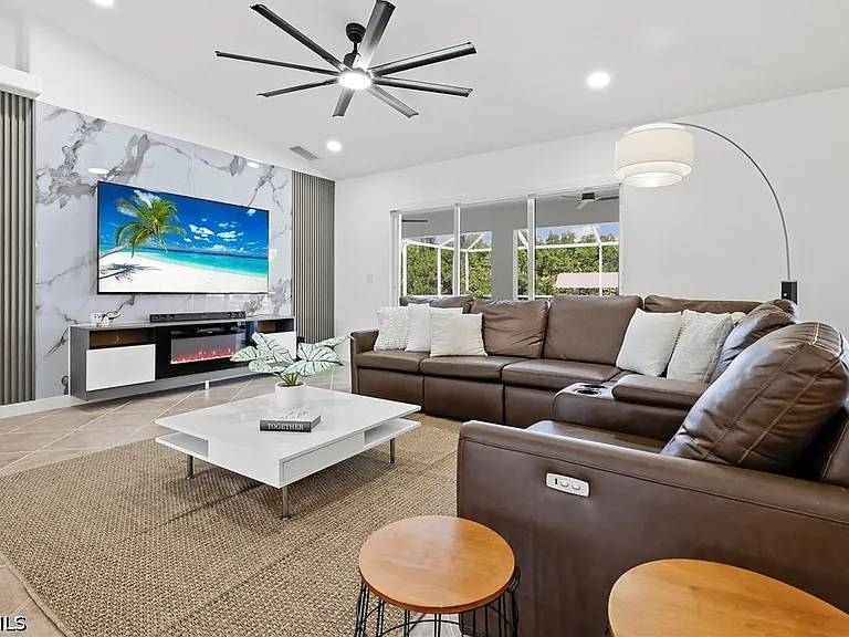 1801 Everest Pkwy — Photo 14