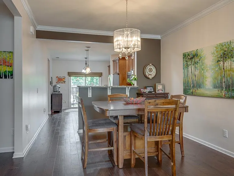 2022 Traemoor Village Dr — Photo 5