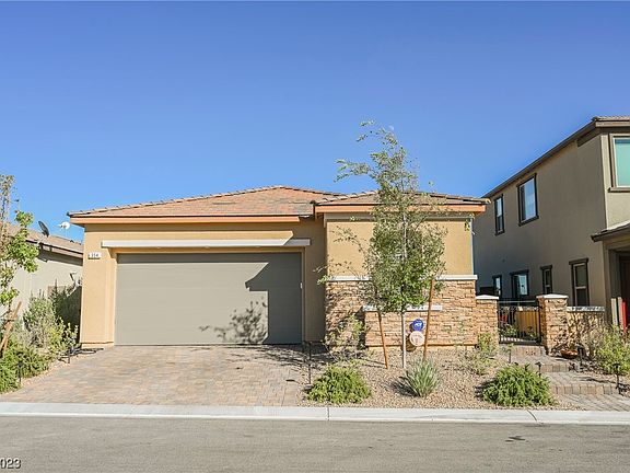 3rd image of 354 Cooper Hawk Ct