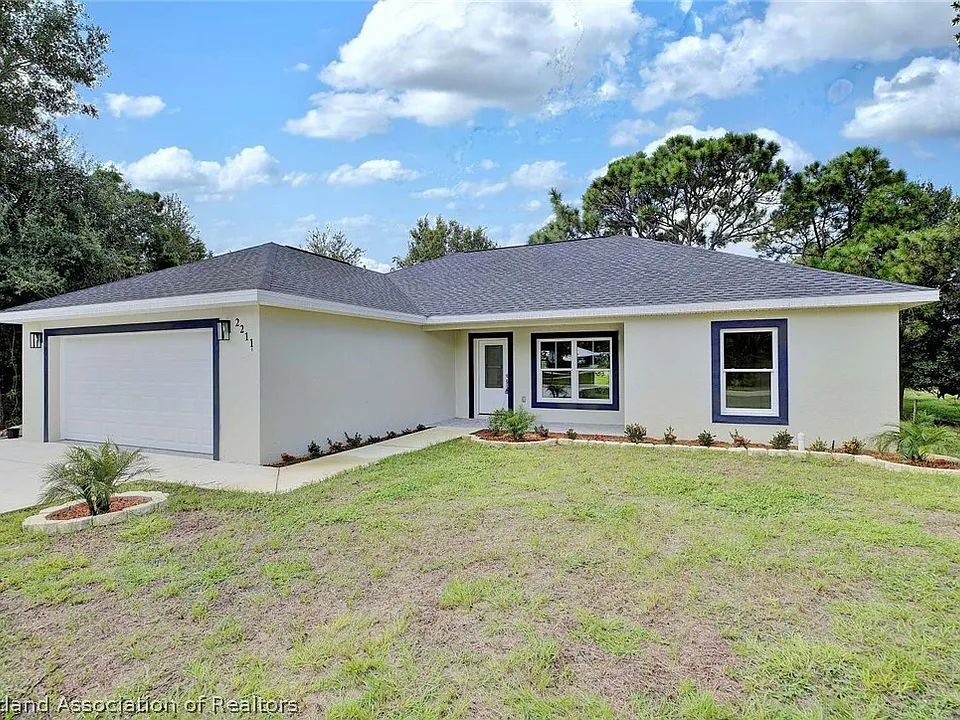 2211 Hartman Rd