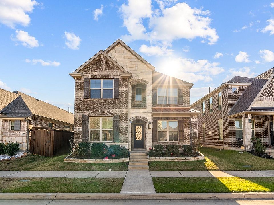 1st image of 2057 Miramar Dr