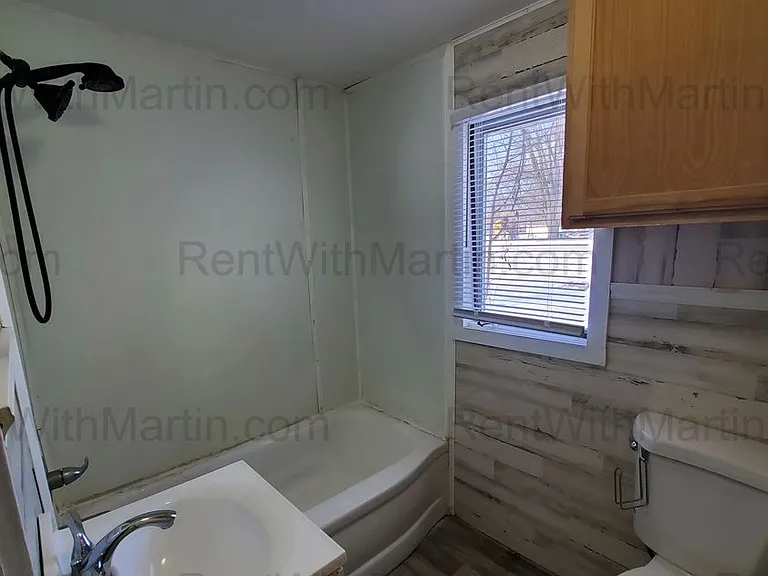 812 E End Ave — Photo 12