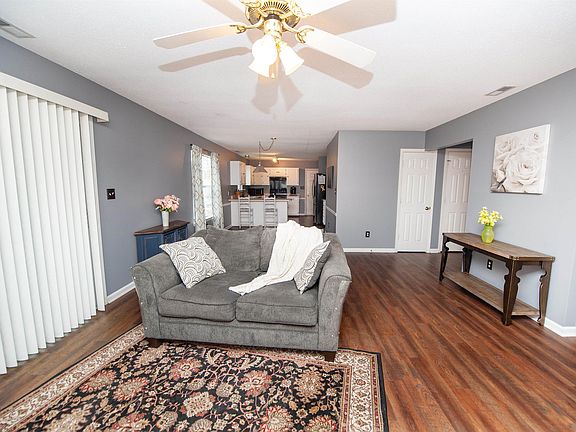 2nd image of 333 Cornelson Dr