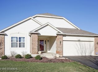 1209 Evergreen Ln, Hampshire, IL 60140