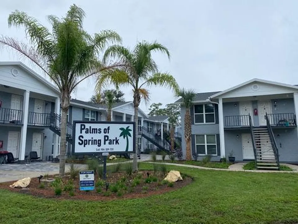 The Palms of Spring Park