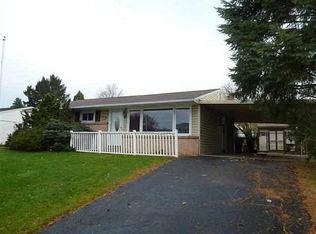 128 Cambridge Dr, Mechanicsburg, PA 17055