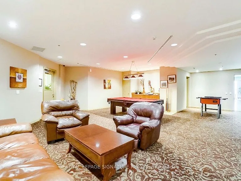 220 Forum Dr #Townhouse 105 — Photo 28