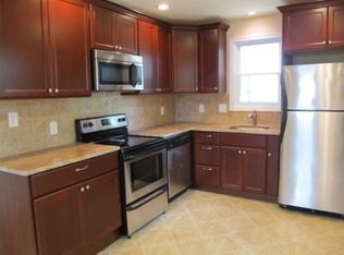 529 Sycamore Ave, Croydon, PA 19021