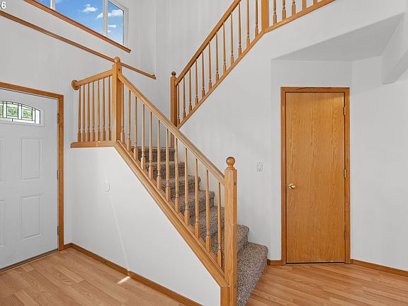4th image of 16412 NE 13th St