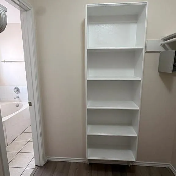 2034 Toluca Dr — Photo 14