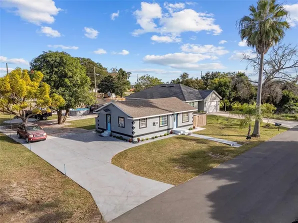513 5th St S, Dundee, FL 33838