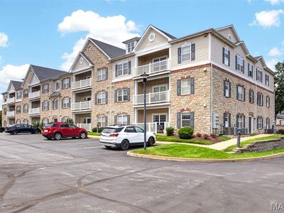 6 Monarch Trace Ct APT 103, Chesterfield, MO, 63017