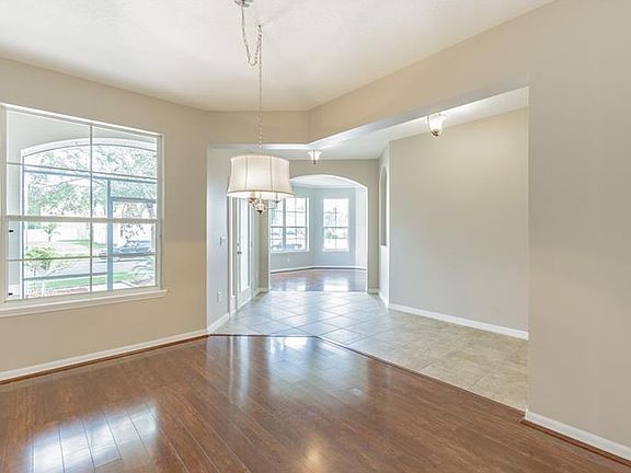 5th image of 251 Magnolia Park Trl