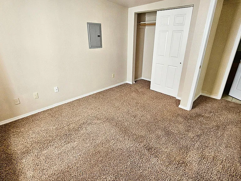 228 W Riverside Ave #103 — Photo 12