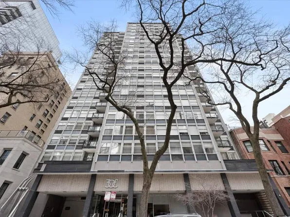 30 E Elm St APT 8F, Chicago, IL 60611