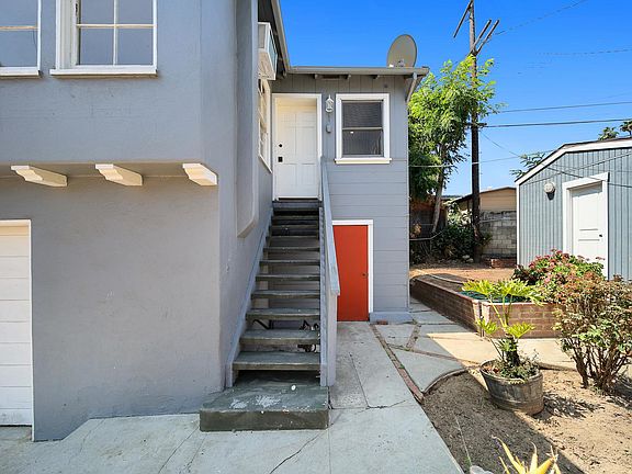 3rd image of 2328 Fair Park Ave