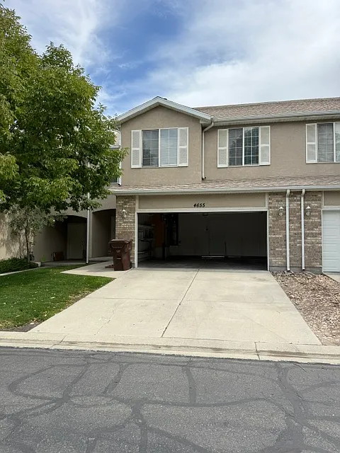 3 bed, 2.5 bath, 1404 sqft, $2,250 — Photo 2