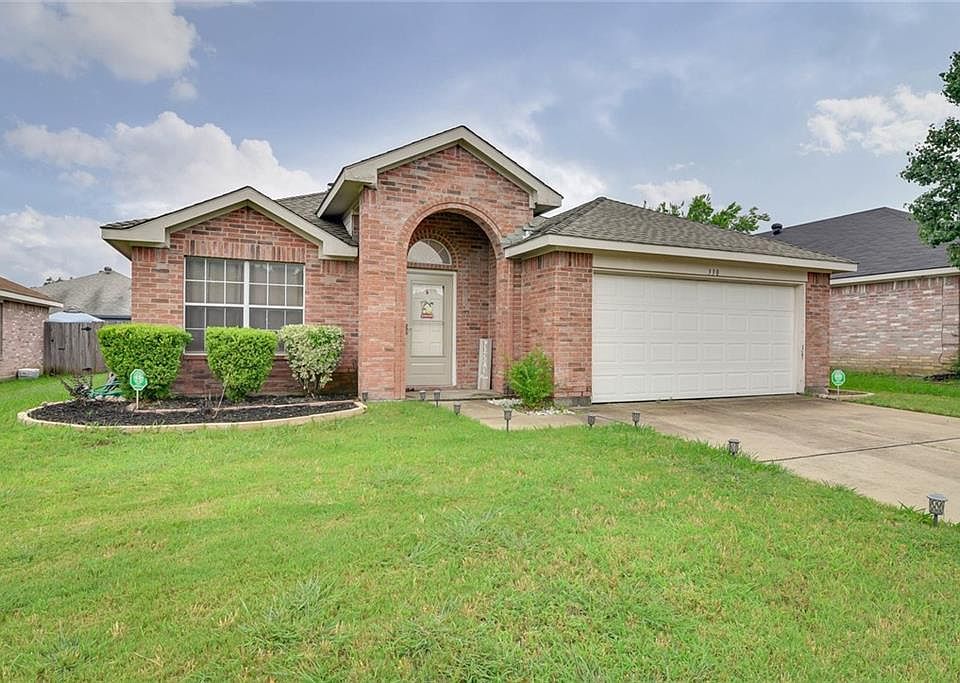 1st image of 330 Tioga Dr