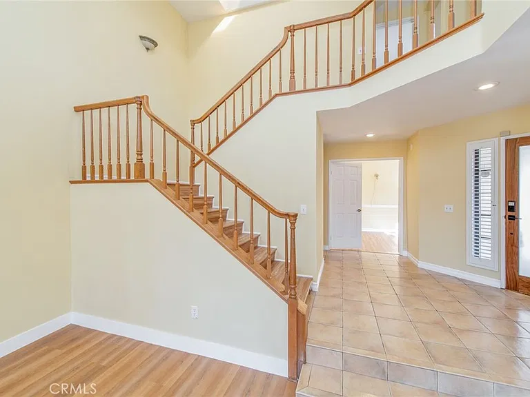 76 Fairlake #23 — Photo 7