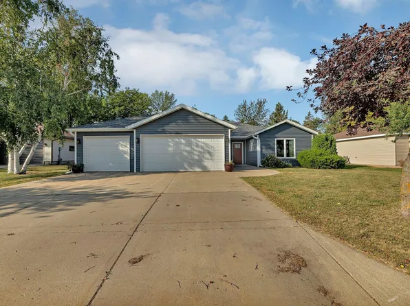 708 Park St, Brooten, MN 56316