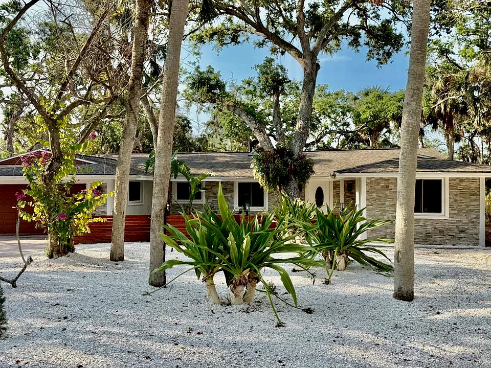 1232 Northport Dr