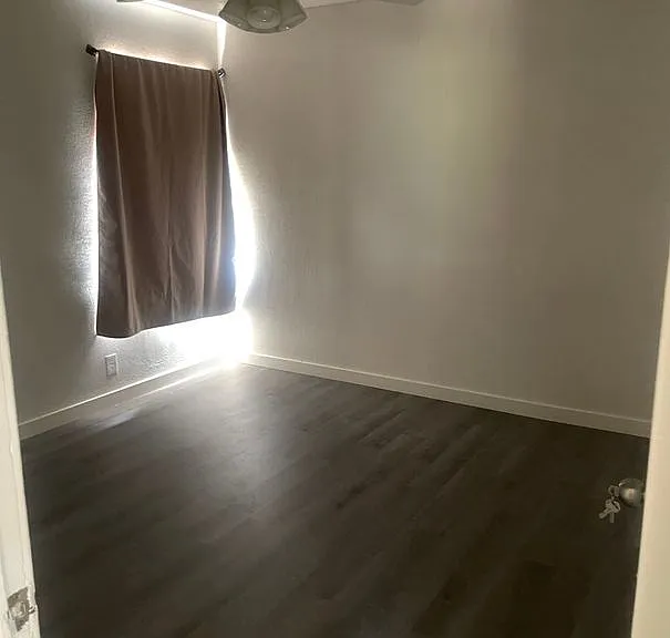 912 Jeffrey St #A — Photo 11