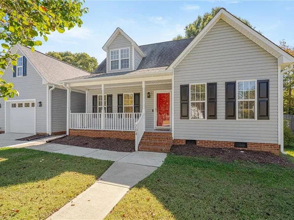 204 Esteban Ct, Mebane, NC 27302