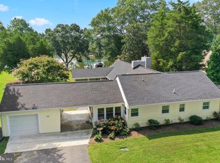 540 Locksley Ln, Reedville, VA 22539