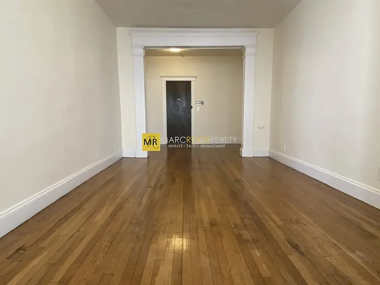 19 Melvin Ave #15 — Photo 4