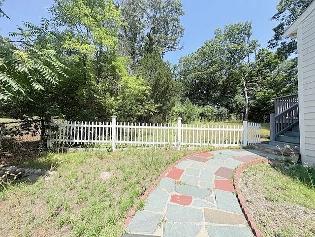 2 bed, 920 sqft, $2,900 — Photo 2
