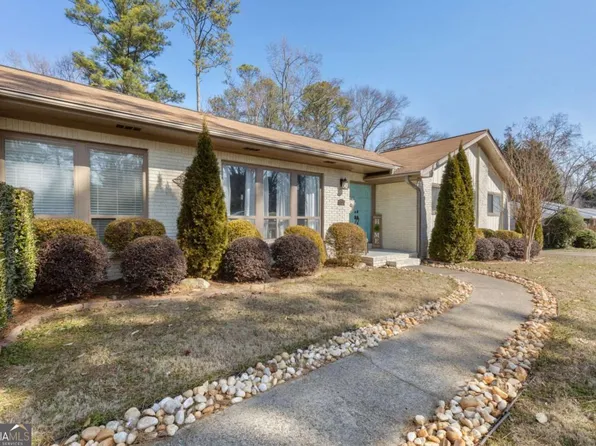 1721 Sierra Dr, Marietta, GA 30062