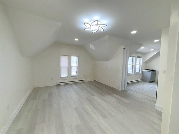 2nd image of 930 S Franklin St Floor 2