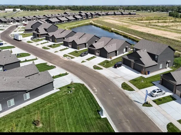 16567-16569 W Lynndale St, Goddard, KS 67052