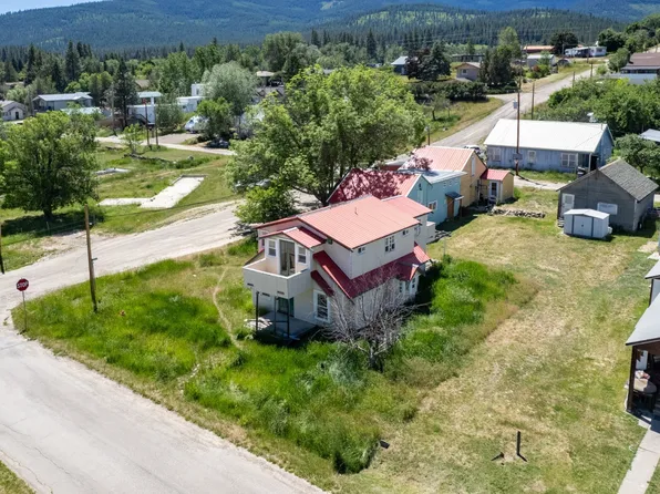 303 N Orchard St, Hot Springs, MT 59845