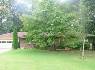 122 Lynford Ln, Woodstock, GA 30189