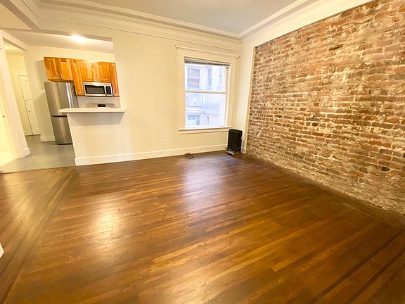 5th image of 1035 Bush St #A