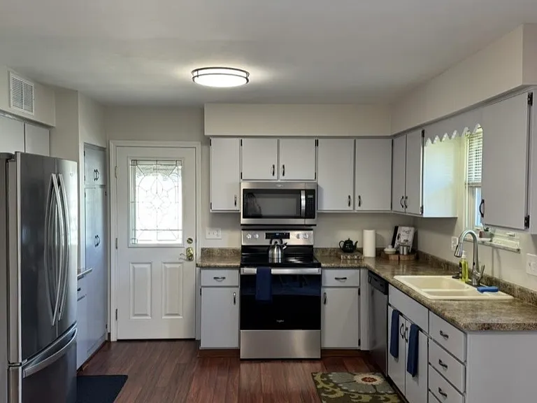 3566 Tillbury Ave — Photo 7