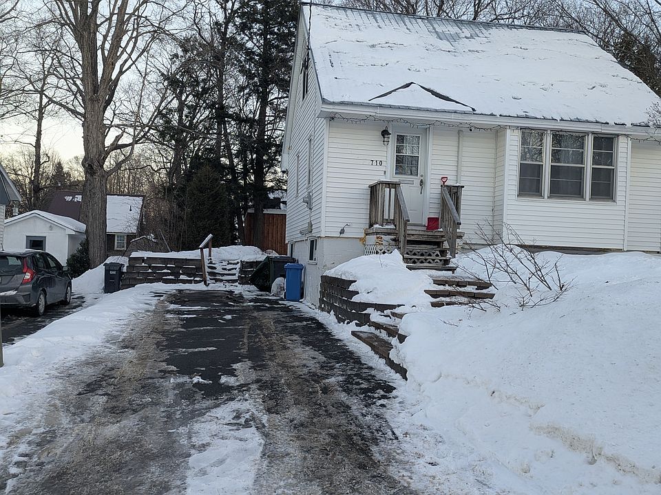 1st image of 710 Palmer St
