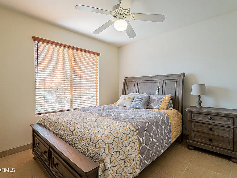 1105 N Cota Ln — Photo 26