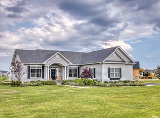 34 Stargazer Dr, Eastport, NY 11941